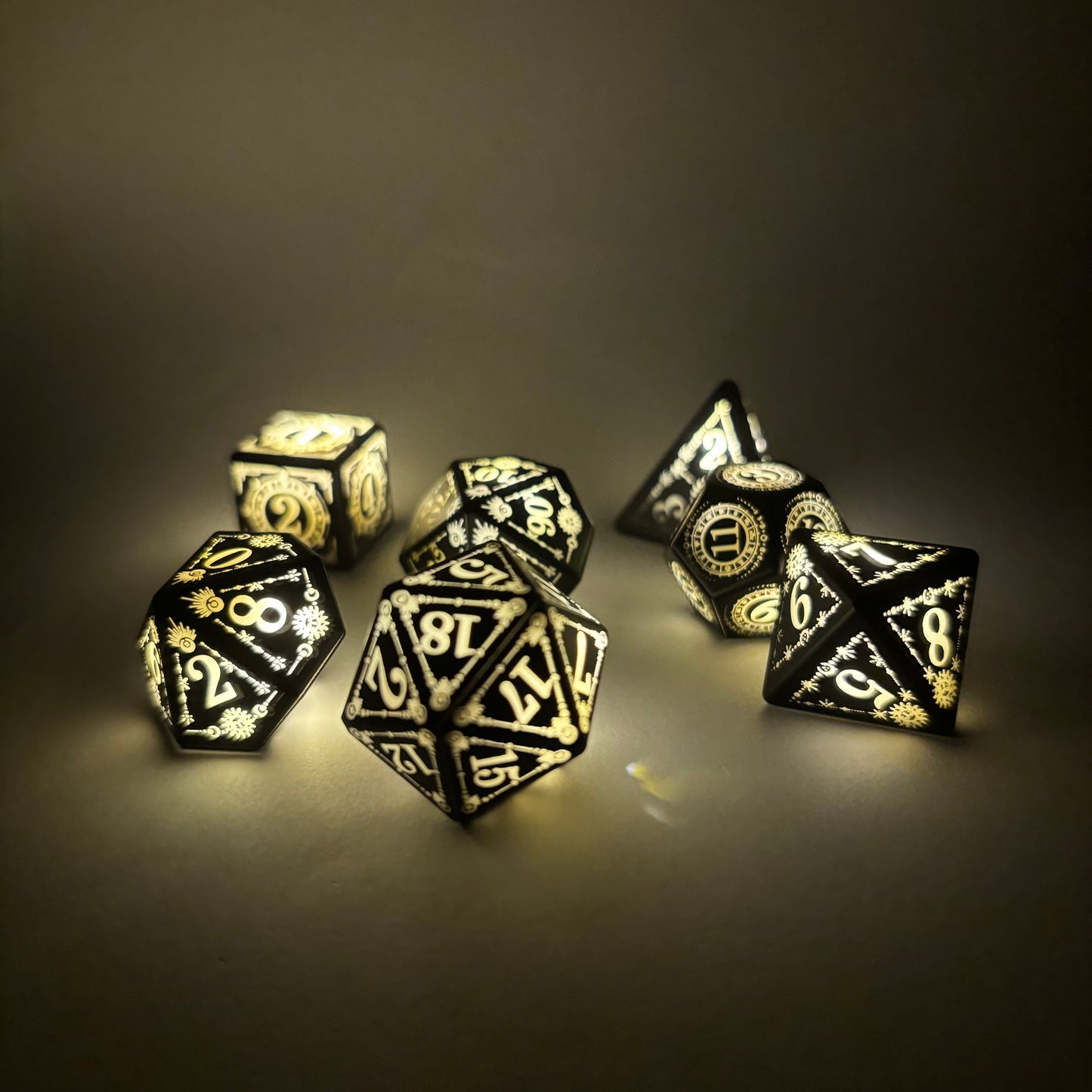 Light-up LED Dice Set