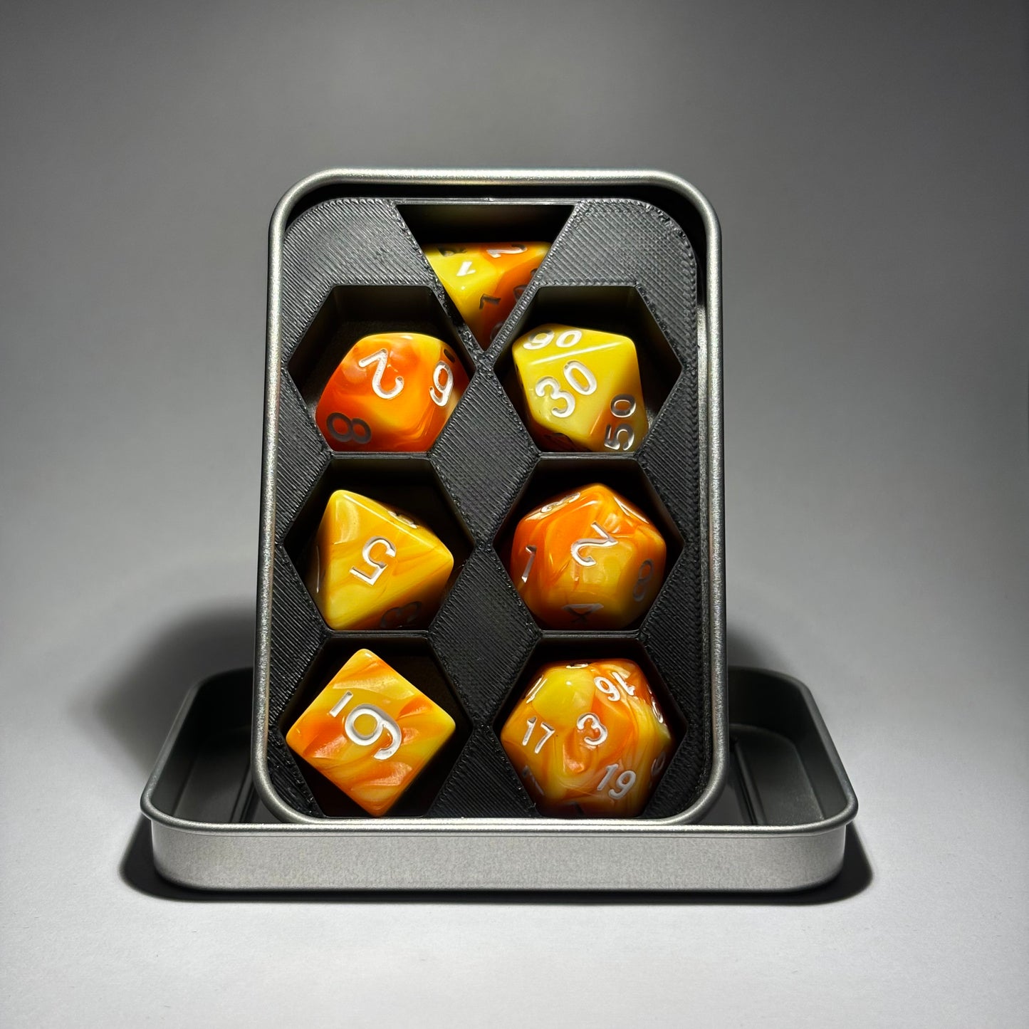 Metal dice tin