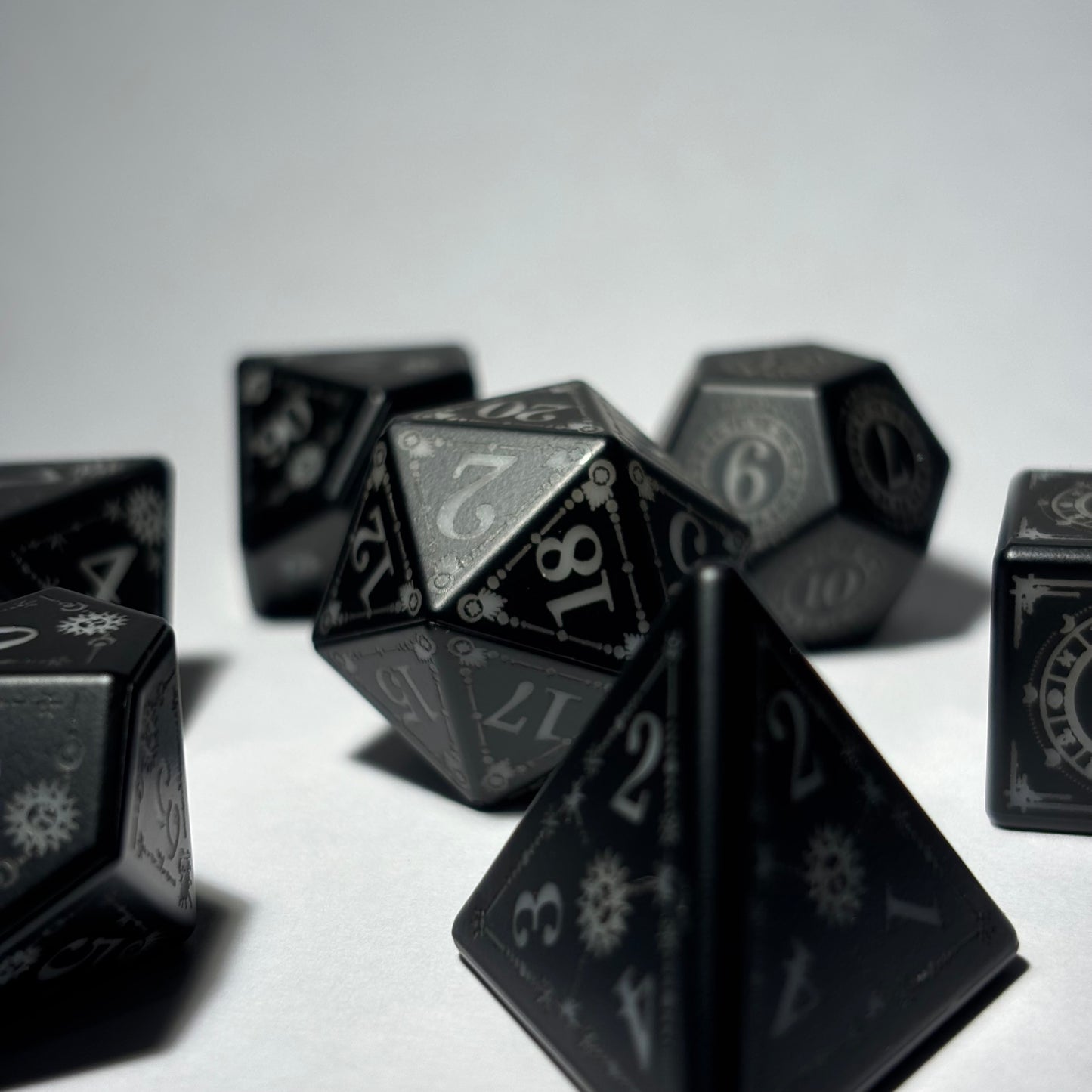 Light-up LED Dice Set